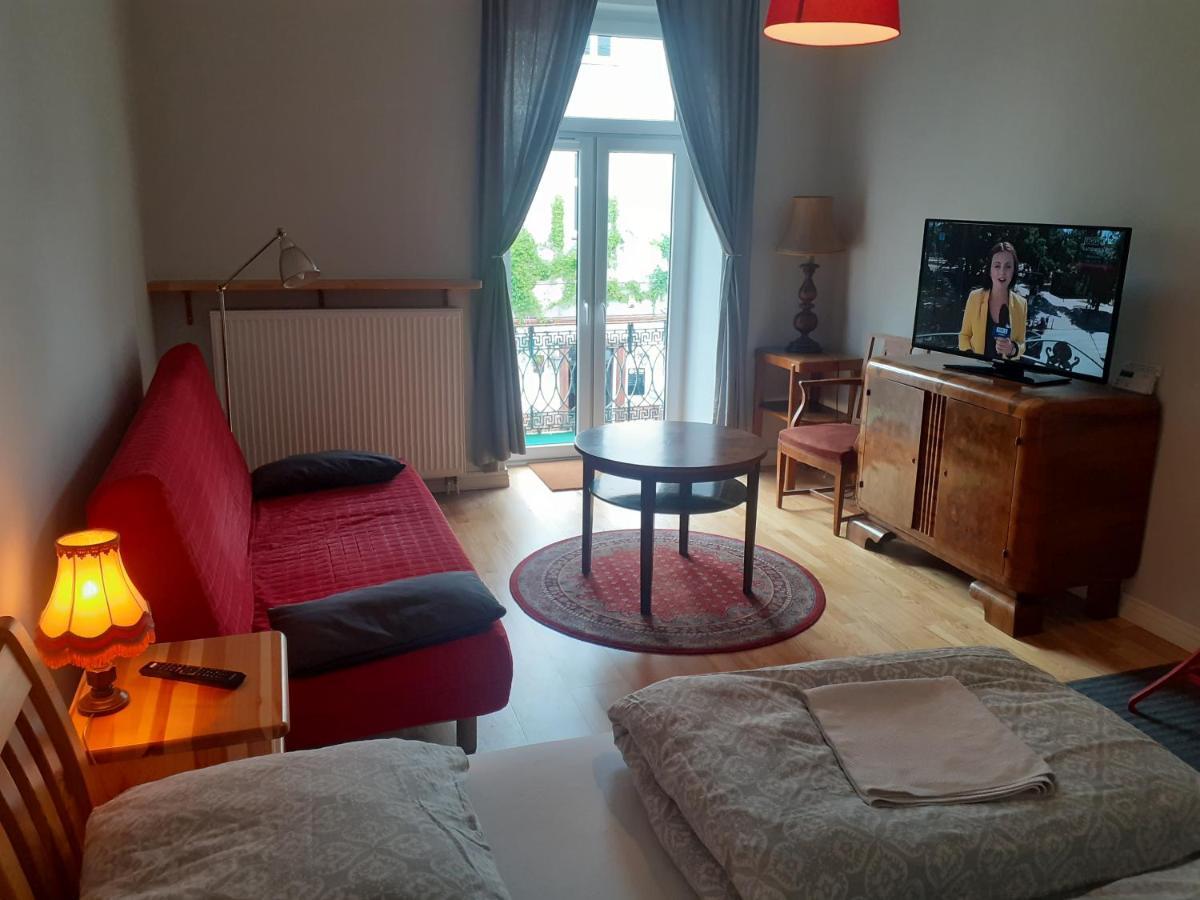 Apartament Cafe Belg Częstochowa Buitenkant foto