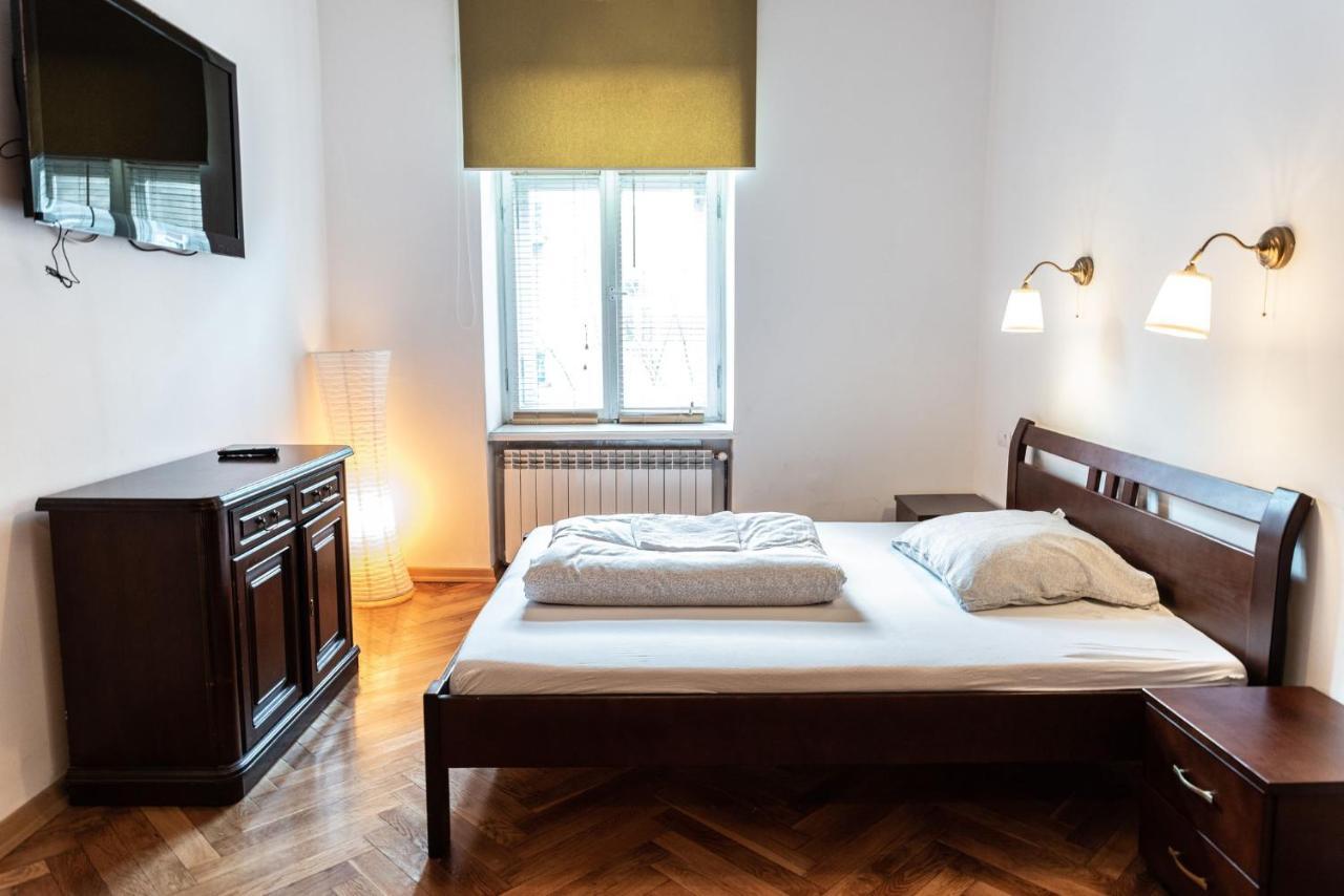 Apartament Cafe Belg Częstochowa Buitenkant foto